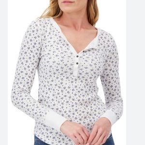Lucky Brand Tiny Daisy Thermal Henley, EUC, Size Small